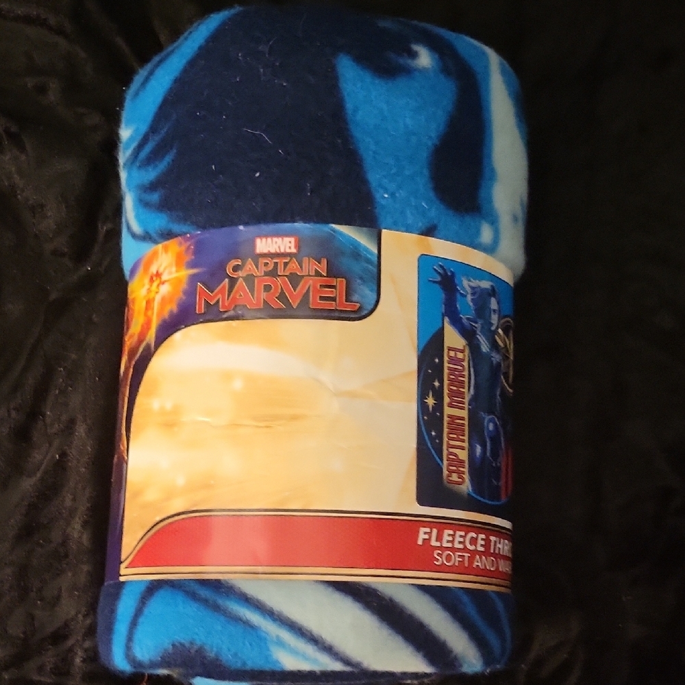 Marvel Captain Marvel Blue and White Fleece Throw